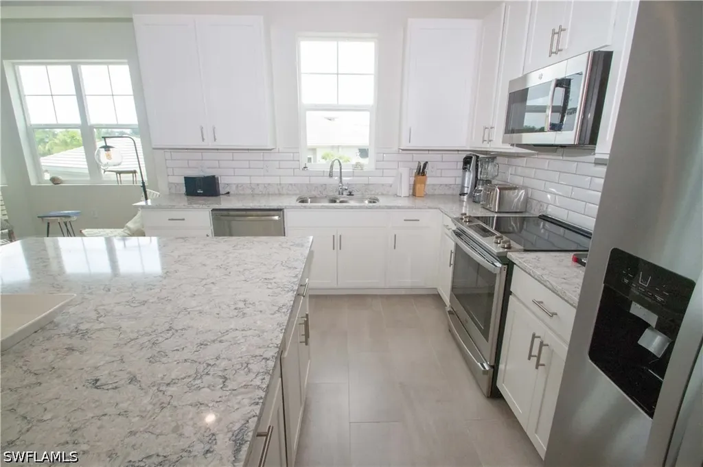 163 Indies Drive E Naples FL 34114