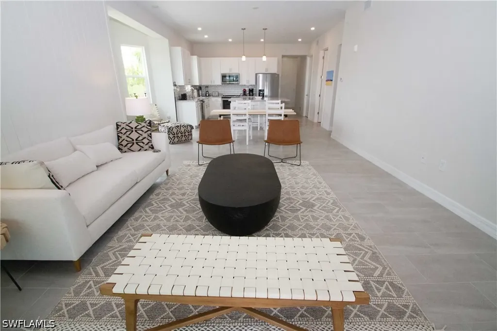 163 Indies Drive E Naples FL 34114