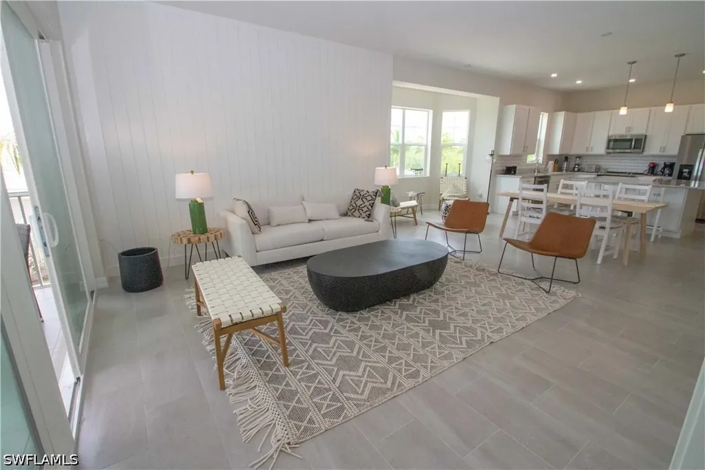 163 Indies Drive E Naples FL 34114