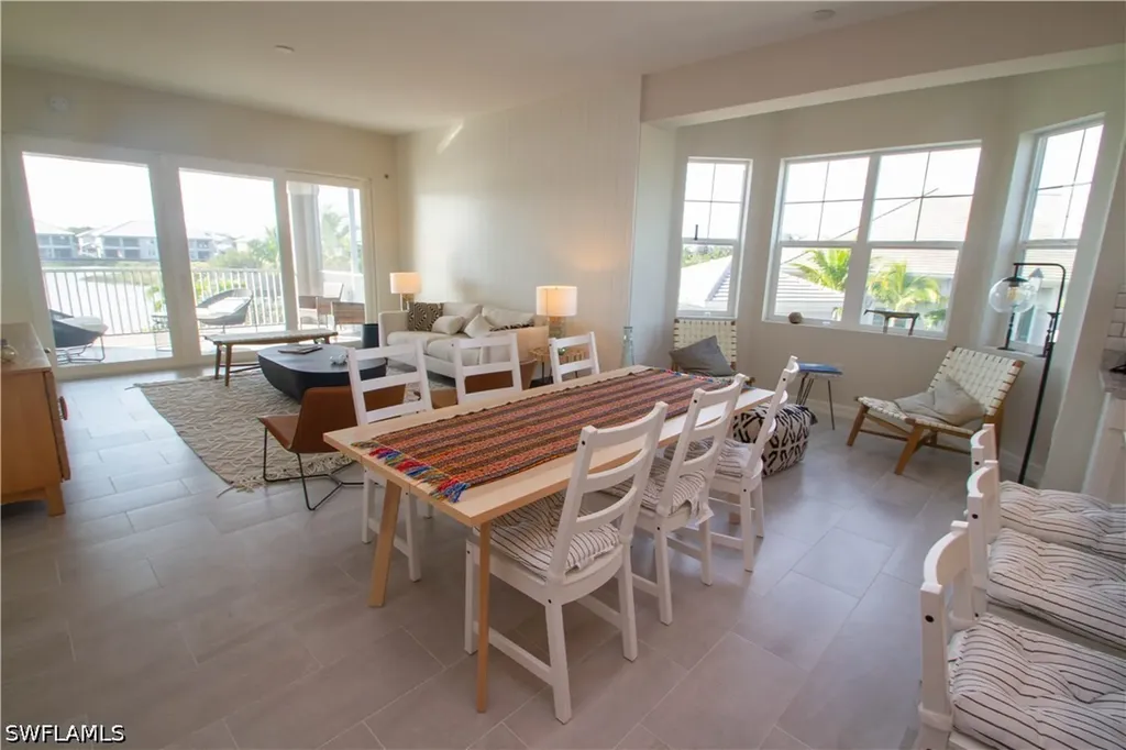 163 Indies Drive E Naples FL 34114