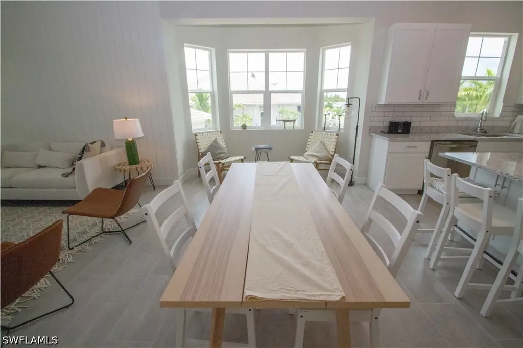 163 Indies Drive E Naples FL 34114