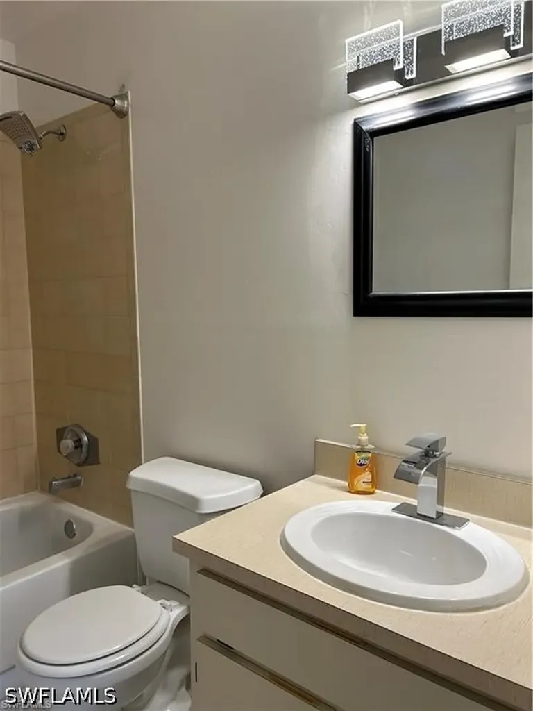 1005 SW 48th Terrace Cape Coral FL 33914