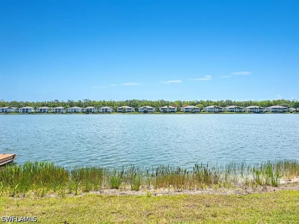2960 W Crown Pointe Boulevard Naples FL 34112