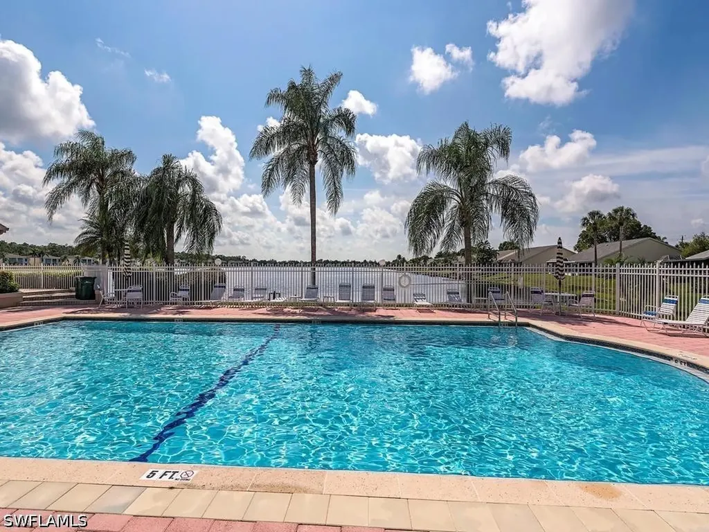 2960 W Crown Pointe Boulevard Naples FL 34112