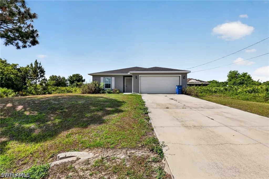 3911 14th Street SW Lehigh Acres FL 33976