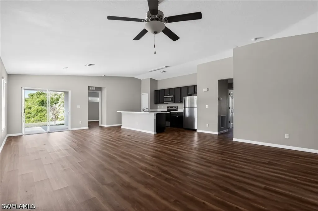 3911 14th Street SW Lehigh Acres FL 33976