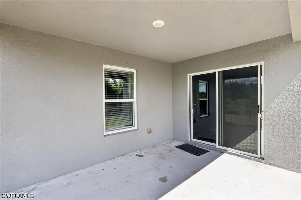 3911 14th Street SW Lehigh Acres FL 33976