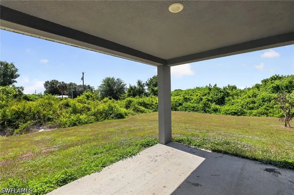 3911 14th Street SW Lehigh Acres FL 33976