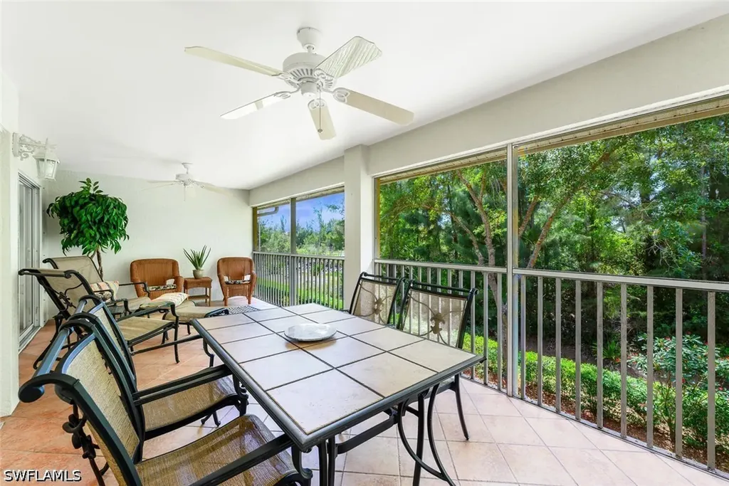 2400 Bayou Lane Naples FL 34112