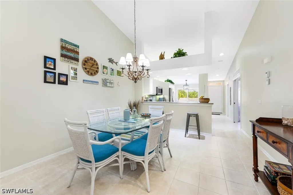 2400 Bayou Lane Naples FL 34112