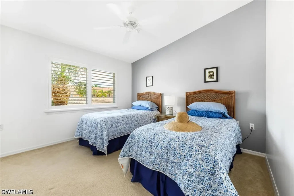 2400 Bayou Lane Naples FL 34112