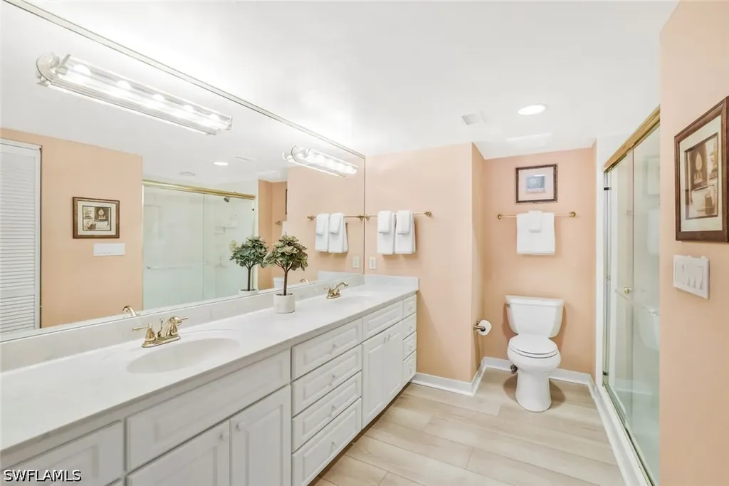 1111 Wildwood Lane Naples FL 34105