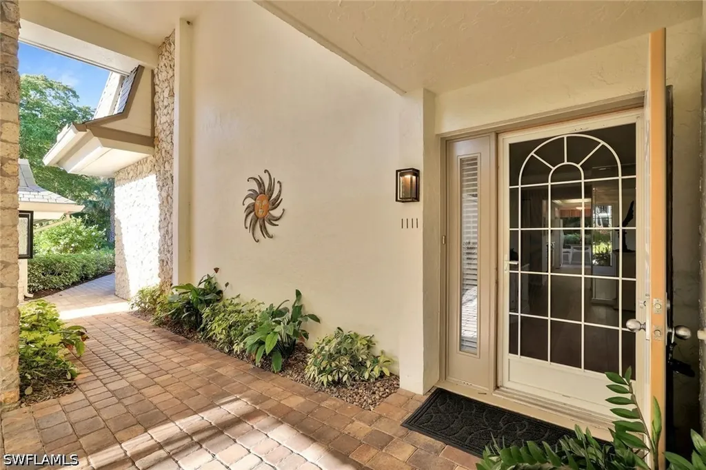 1111 Wildwood Lane Naples FL 34105