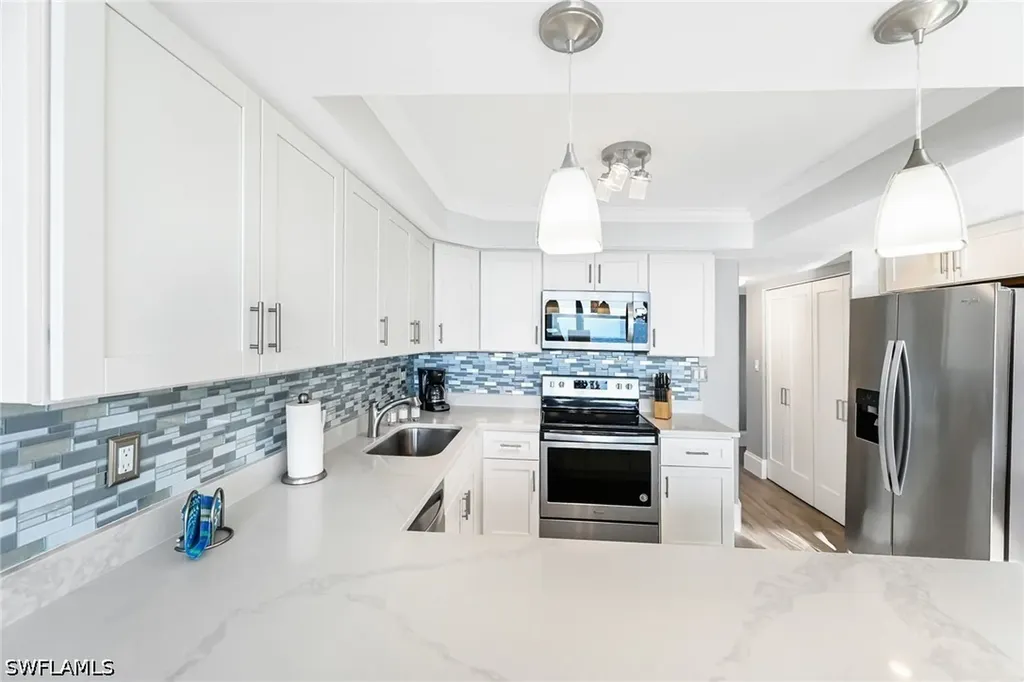 9375 Gulf Shore Drive Naples FL 34108