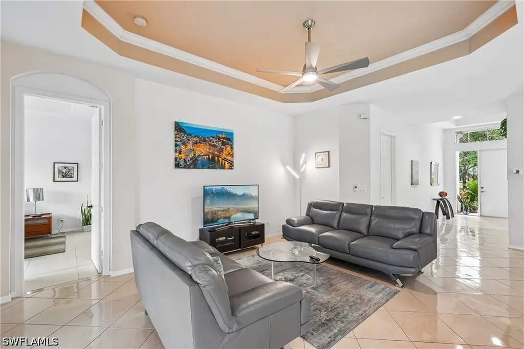 309 Harvard Lane Naples FL 34104