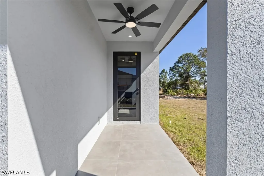 3815 9th Street SW Lehigh Acres FL 33976