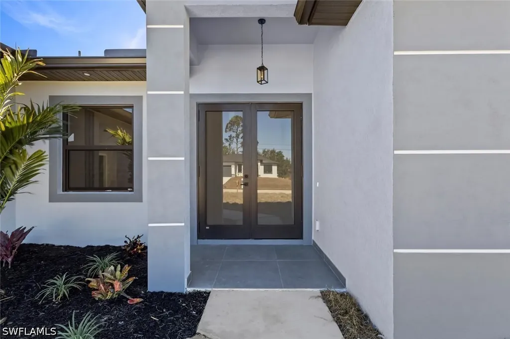 3815 9th Street SW Lehigh Acres FL 33976