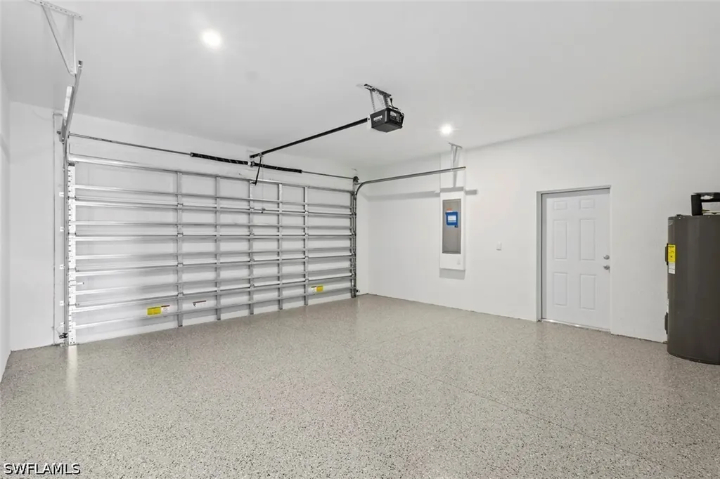 3307 6th SW Lehigh Acres FL 33976