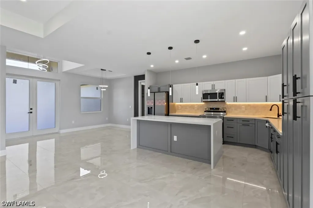 3307 6th SW Lehigh Acres FL 33976
