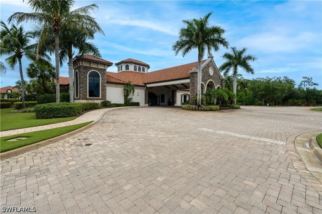 9364 Vercelli Court Naples FL 34113