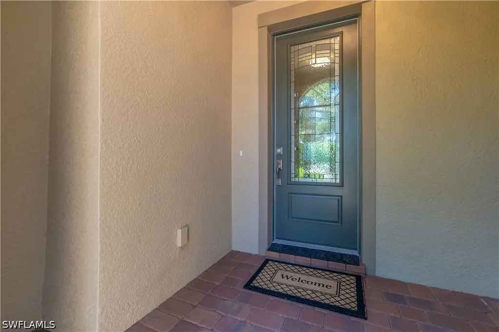 7343 Mockingbird Court Naples FL 34114