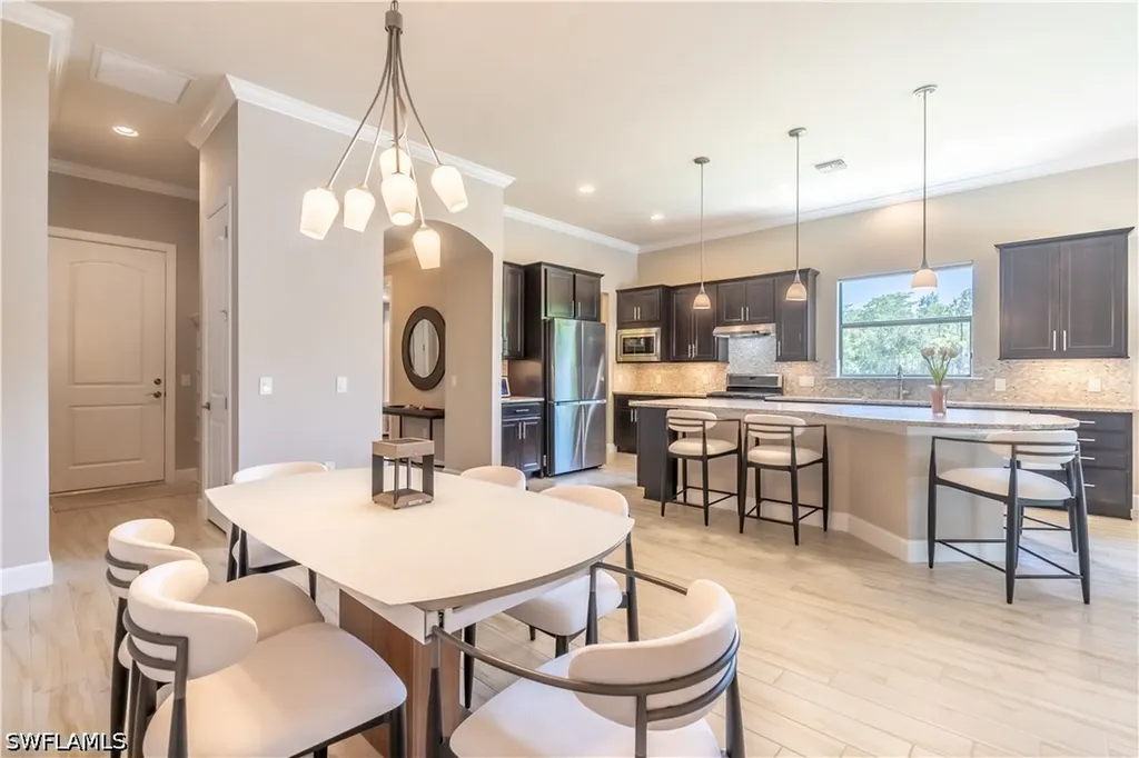 7343 Mockingbird Court Naples FL 34114