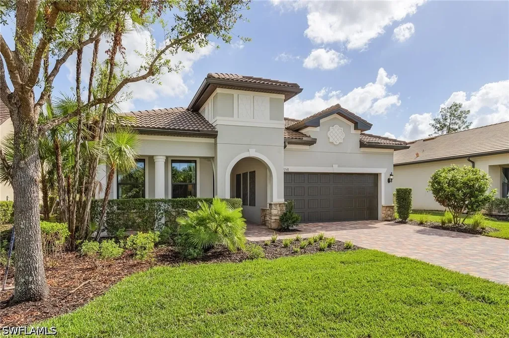9248 Cormorant Drive Naples FL 34120