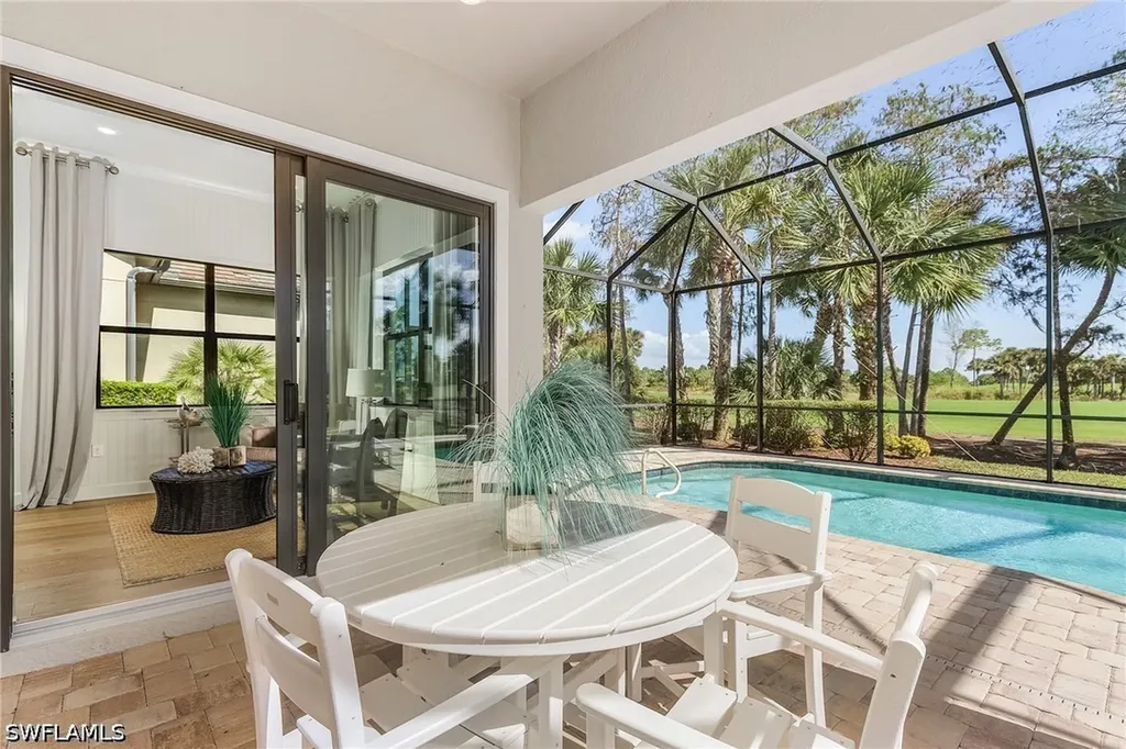 9248 Cormorant Drive Naples FL 34120