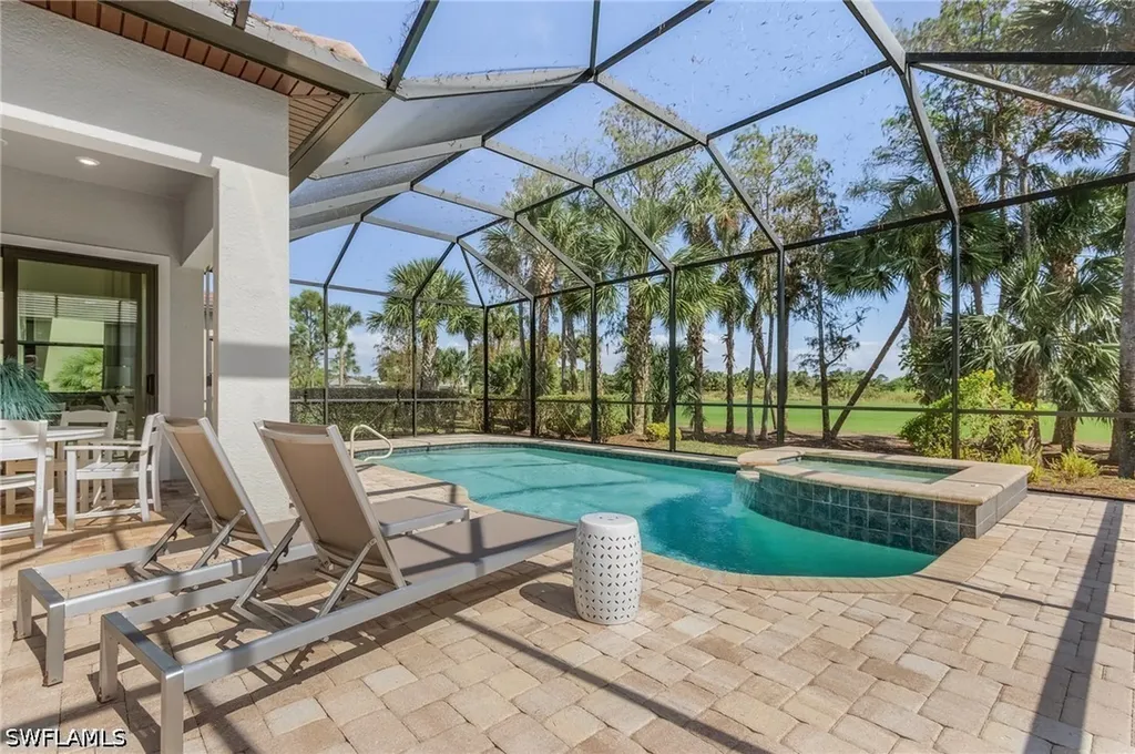 9248 Cormorant Drive Naples FL 34120