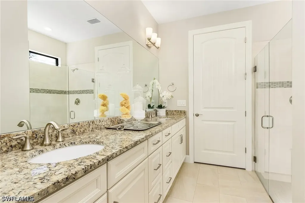 9248 Cormorant Drive Naples FL 34120