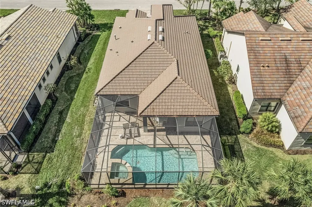9248 Cormorant Drive Naples FL 34120