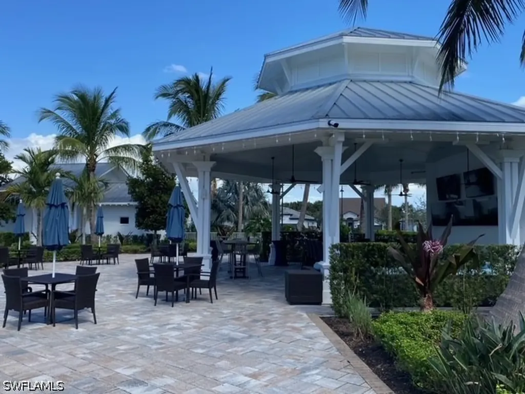 9248 Cormorant Drive Naples FL 34120