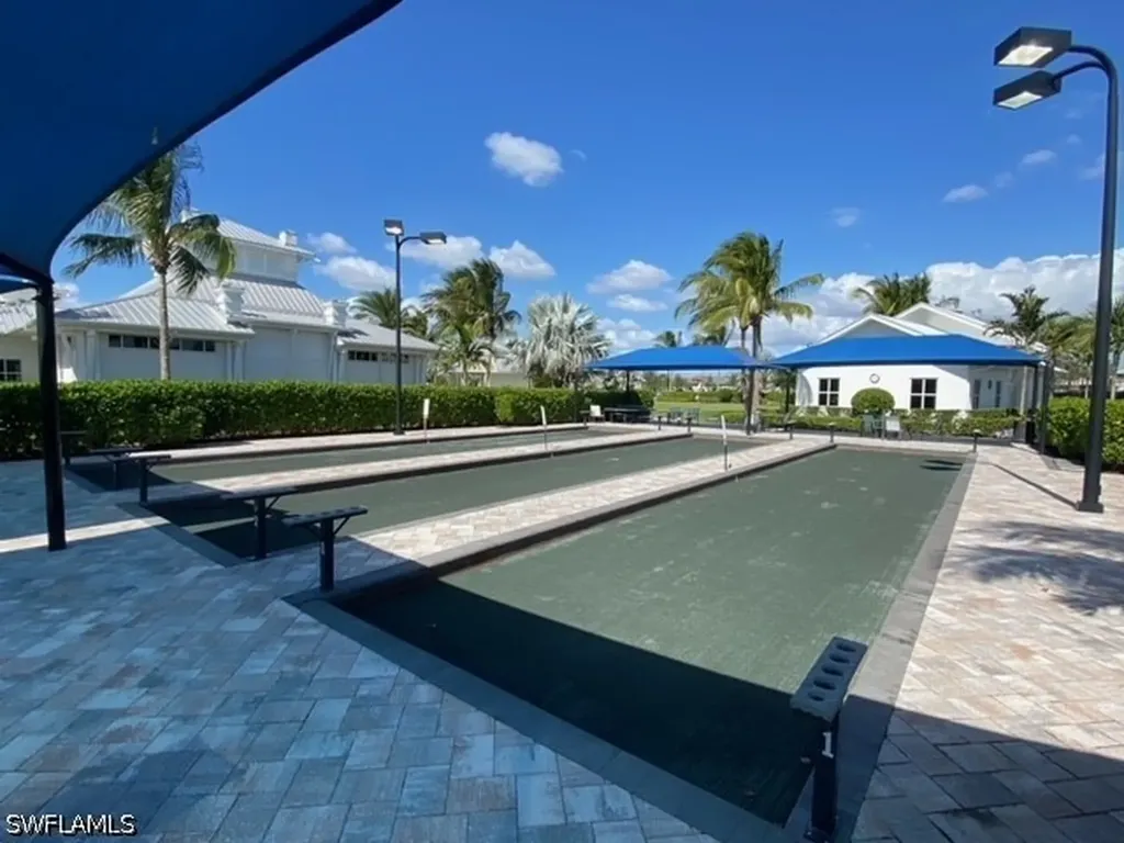 9248 Cormorant Drive Naples FL 34120