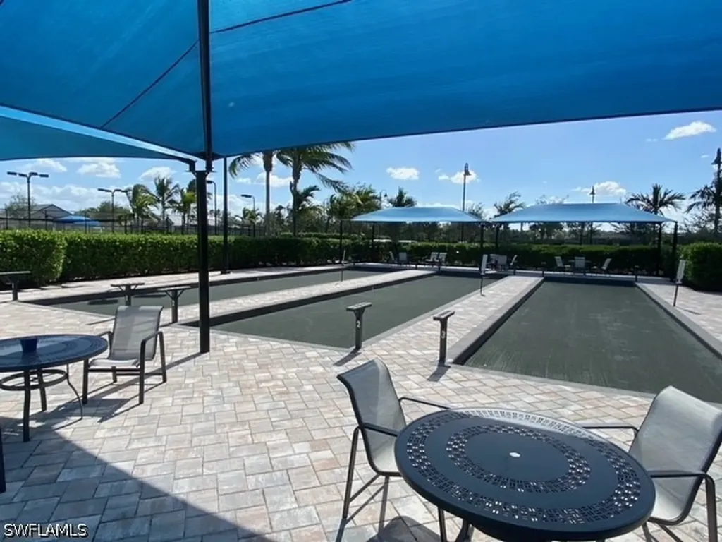 9248 Cormorant Drive Naples FL 34120