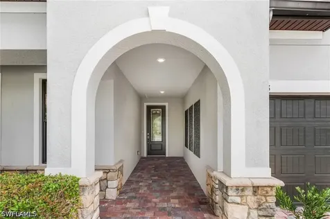 9248 Cormorant Drive Naples FL 34120