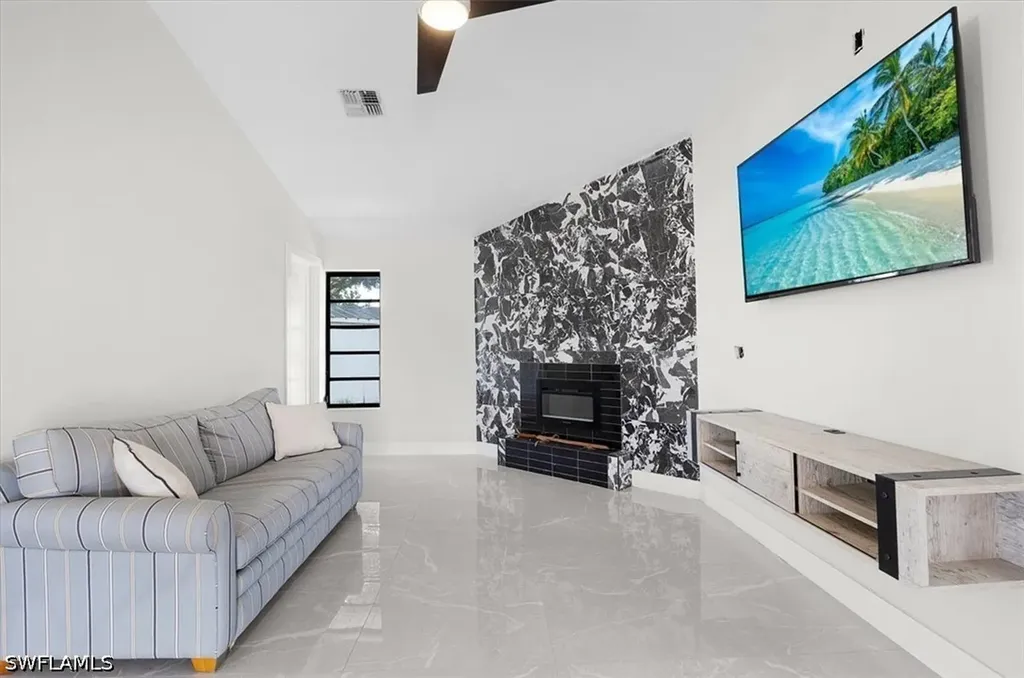 1318 Thompson Street North Fort Myers FL 33903