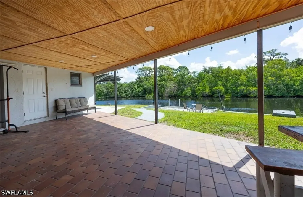 1318 Thompson Street North Fort Myers FL 33903