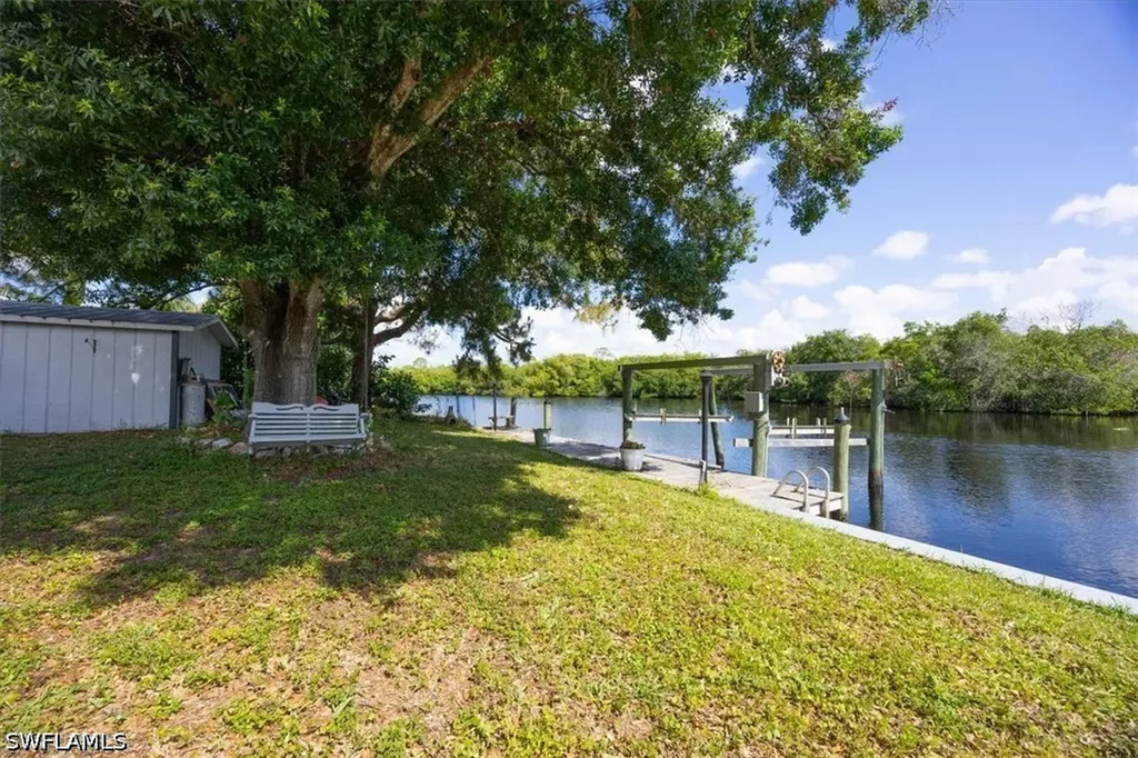 1318 Thompson Street North Fort Myers FL 33903