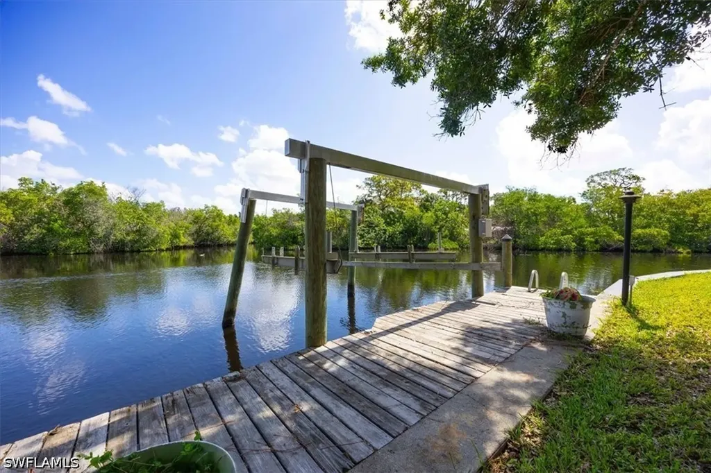 1318 Thompson Street North Fort Myers FL 33903