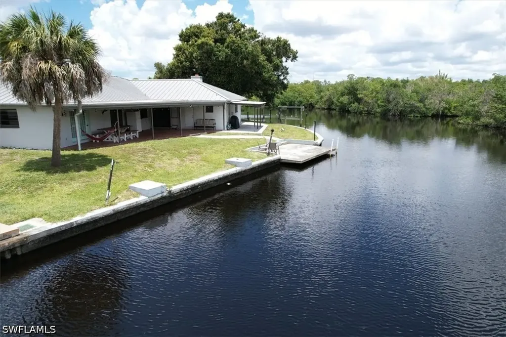 1318 Thompson Street North Fort Myers FL 33903
