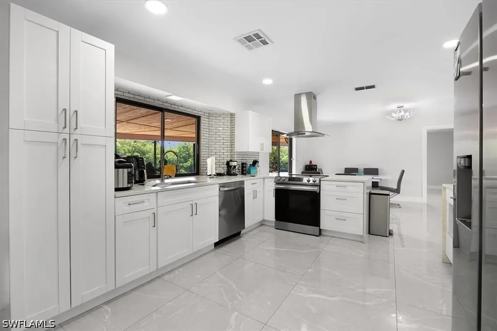 1318 Thompson Street North Fort Myers FL 33903