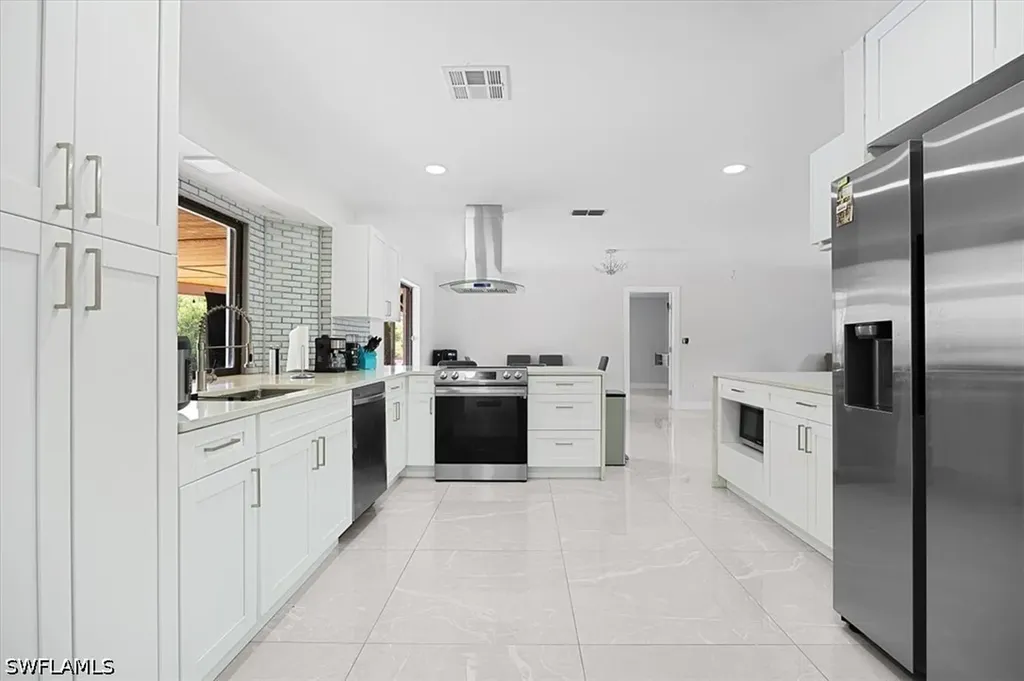 1318 Thompson Street North Fort Myers FL 33903