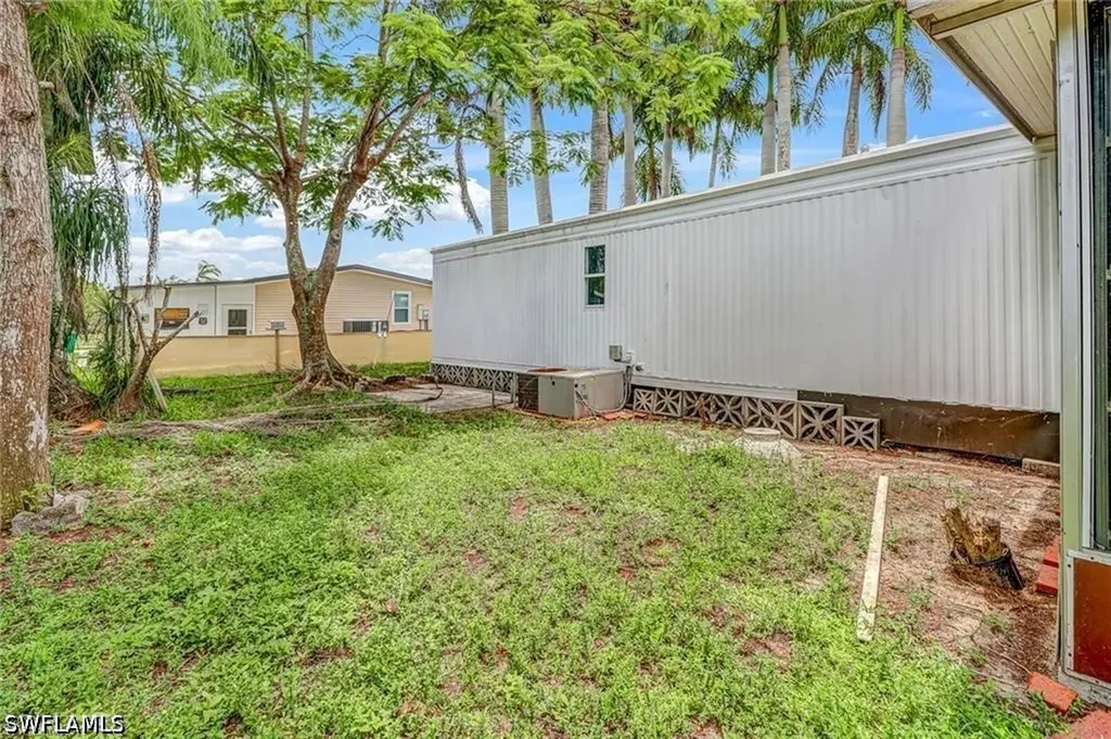 120 Grassy Key Lane Naples FL 34114