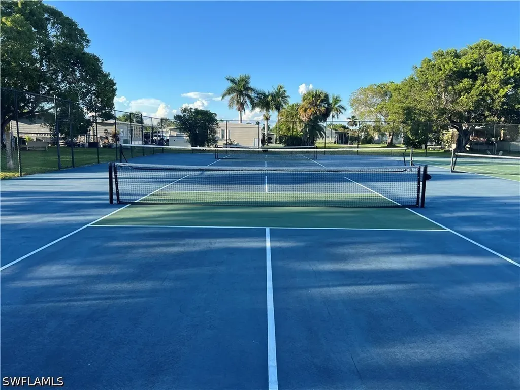 120 Grassy Key Lane Naples FL 34114