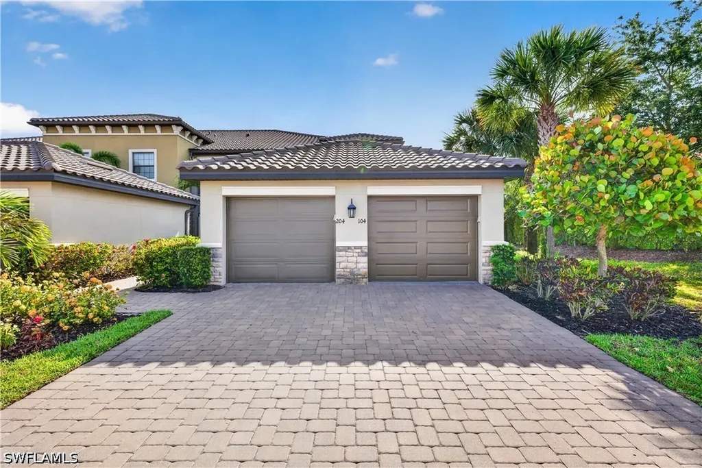 Naples FL, 9366 Pocida Court, Unit 104