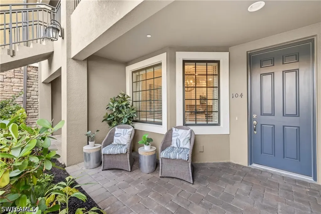 9366 Pocida Court Naples FL 34119