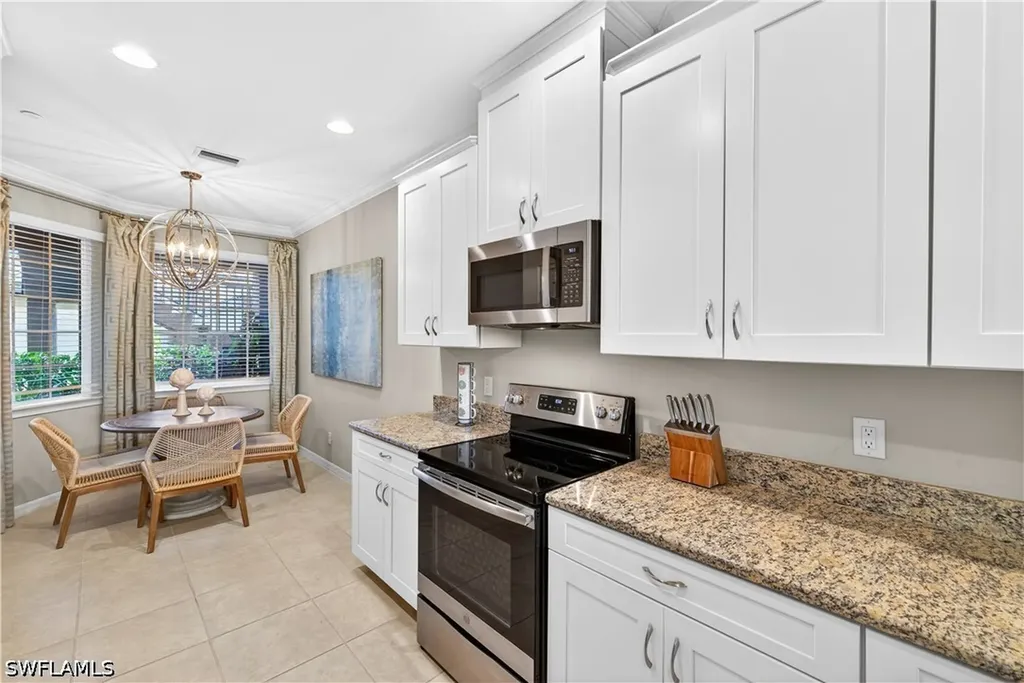 9366 Pocida Court Naples FL 34119