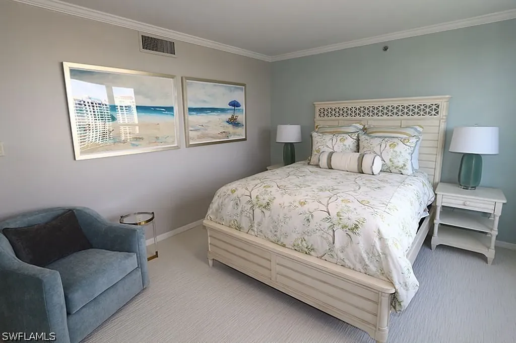 4251 Gulf Shore Boulevard N Naples FL 34103
