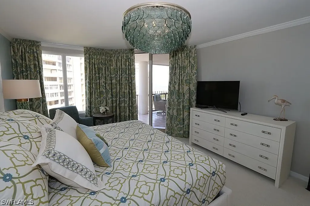 4251 Gulf Shore Boulevard N Naples FL 34103