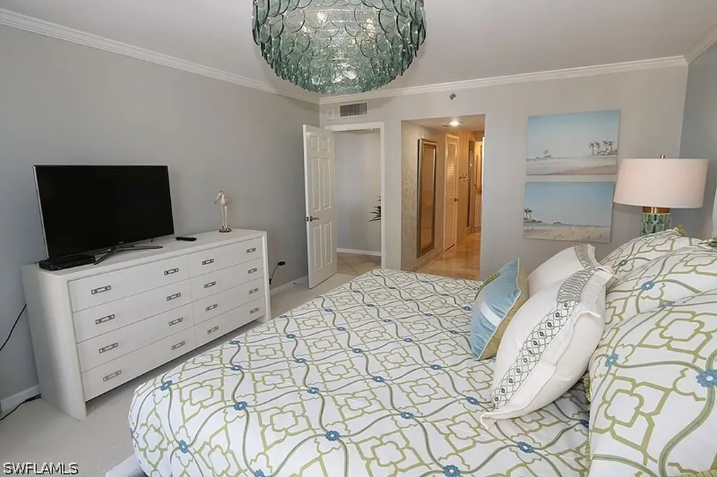 4251 Gulf Shore Boulevard N Naples FL 34103